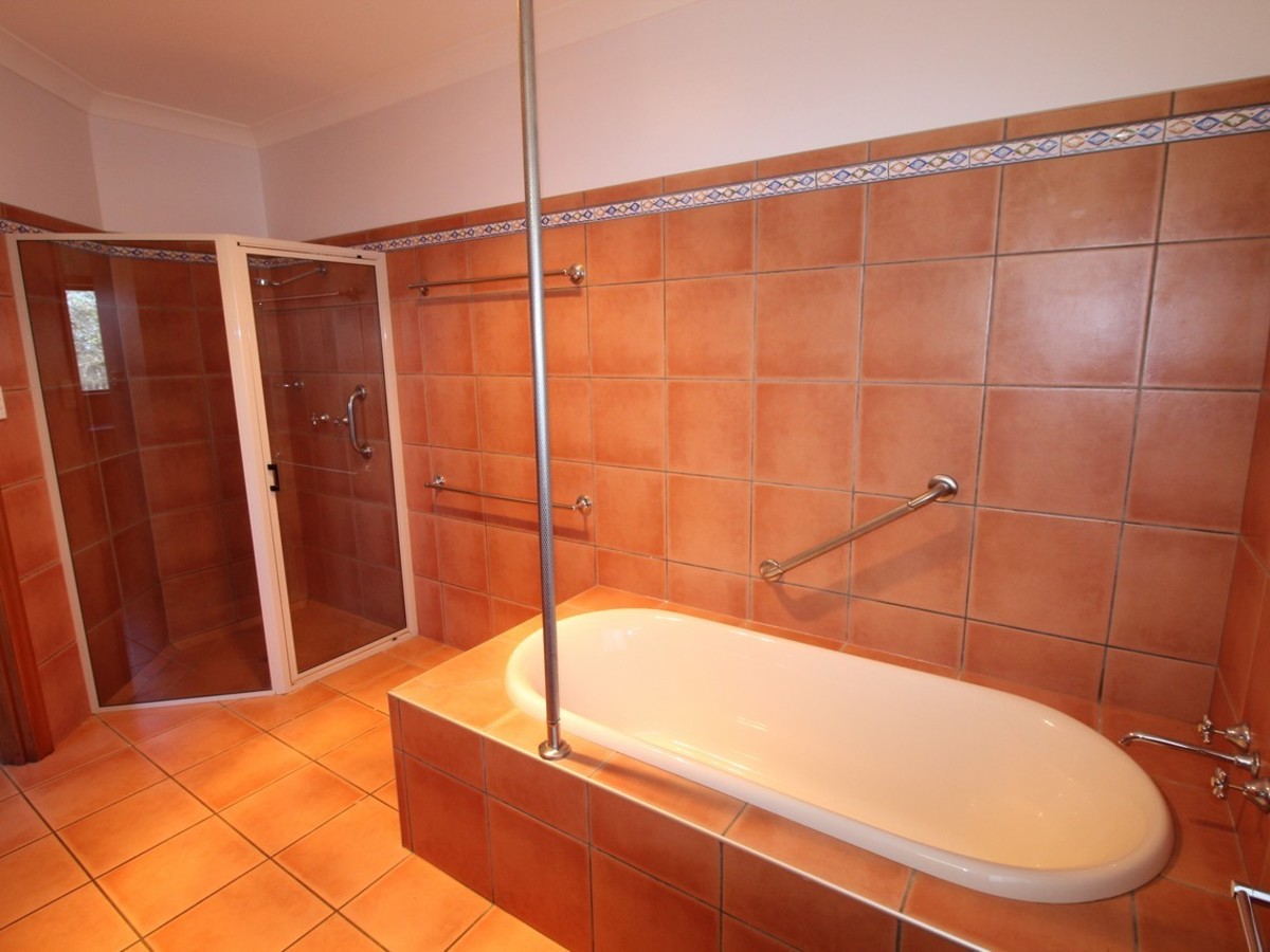 36 Anthony Drive, Atherton