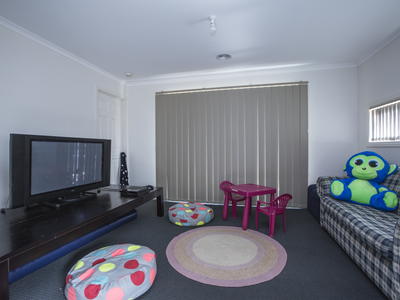 21 Evesham Street, Cranbourne North