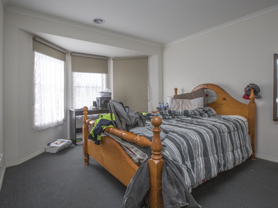 21 Evesham Street, Cranbourne North