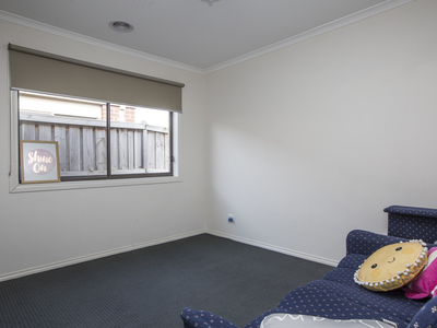 21 Evesham Street, Cranbourne North