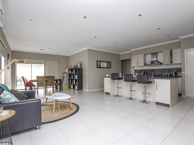 11 Ben Cairn Mews, Pakenham