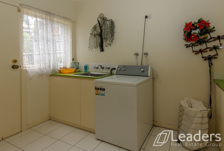 4 Nolan Close, Doncaster East