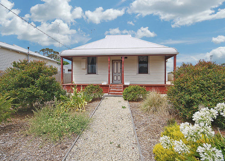86 Palmer Street, Portland