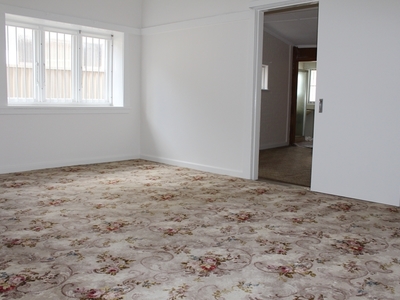 91 Chlteham Rd, Croydon