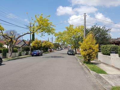 91 Chlteham Rd, Croydon