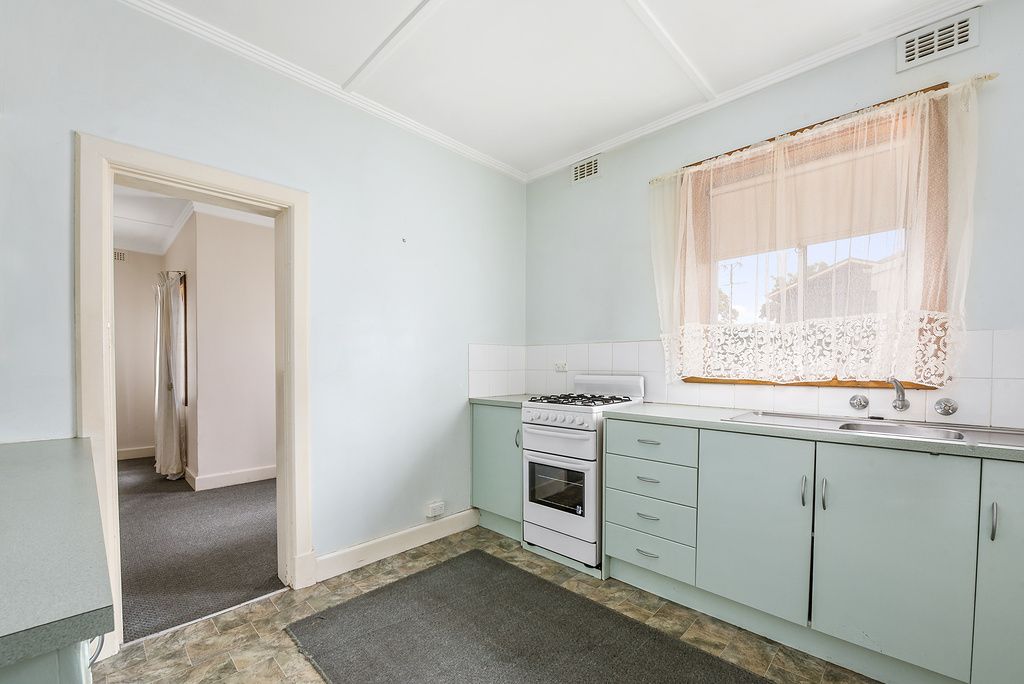 84 Bay Road, Mount Gambier