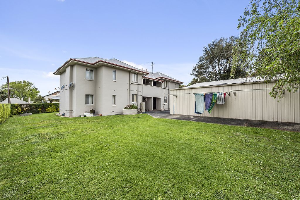 84 Bay Road, Mount Gambier
