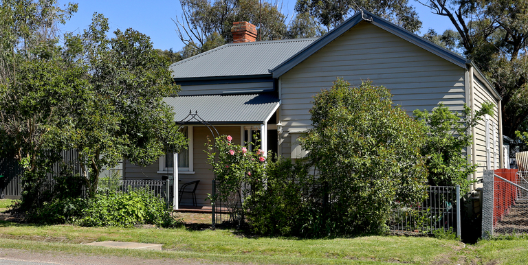 6 Hinton Street, Euroa