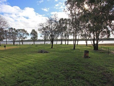 66 Lakeside Boulevard, Heathcote