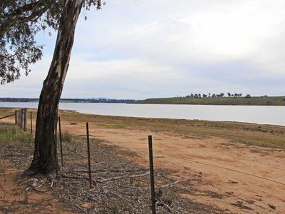 66 Lakeside Boulevard, Heathcote