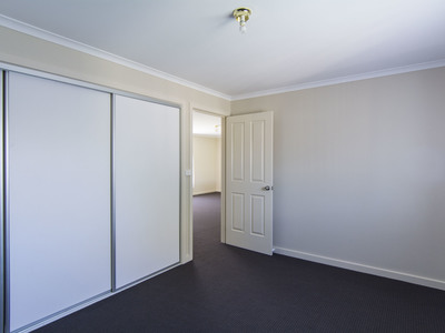 2 / 26 Philip Street, Horsham