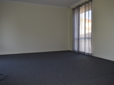 9 Rimes Close, Cranbourne West