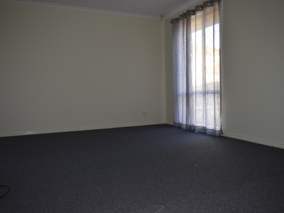 9 Rimes Close, Cranbourne West