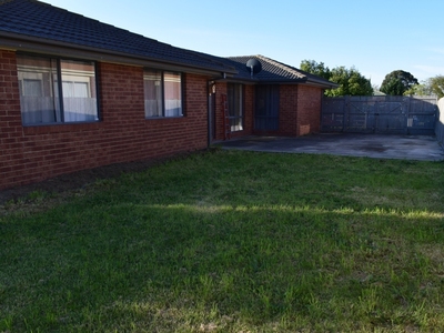 9 Rimes Close, Cranbourne West