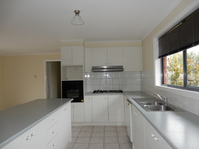 9 Rimes Close, Cranbourne West