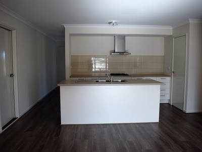 32 Yellow Robin Circuit, Cranbourne East