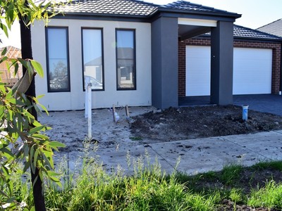 32 Yellow Robin Circuit, Cranbourne East