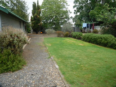 27 Stewart Street, Horsham