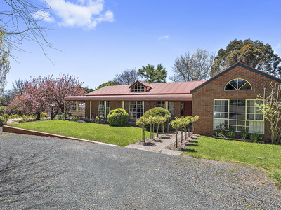 58 Cosmo Road, Trentham