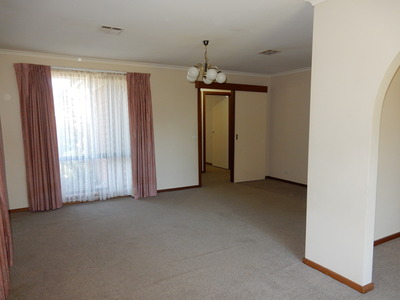 54 Beckington Crescent, Hampton Park