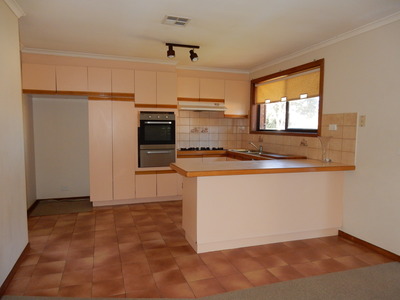 54 Beckington Crescent, Hampton Park