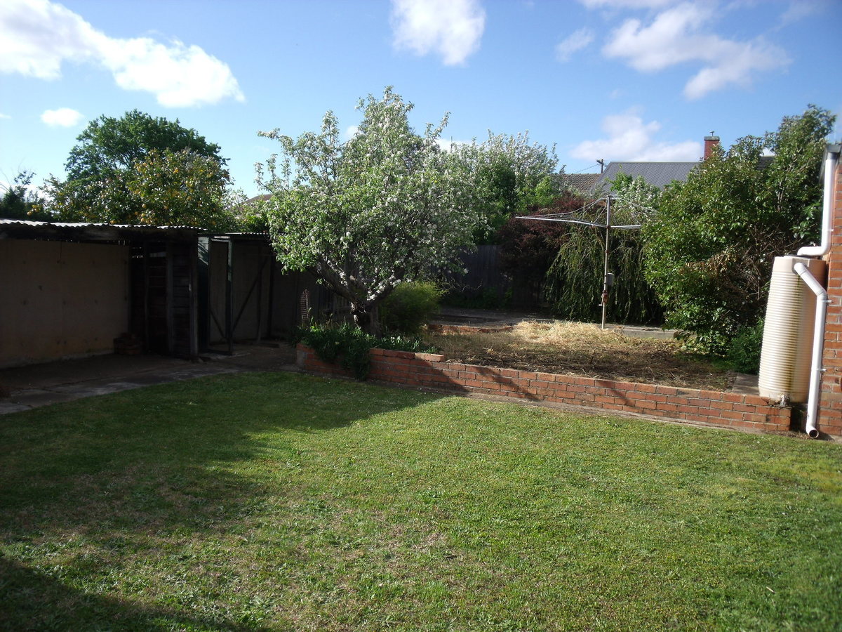 15 ELLIS STREET, Flora Hill F.P. Nevins & Co. Real Estate Inglewood