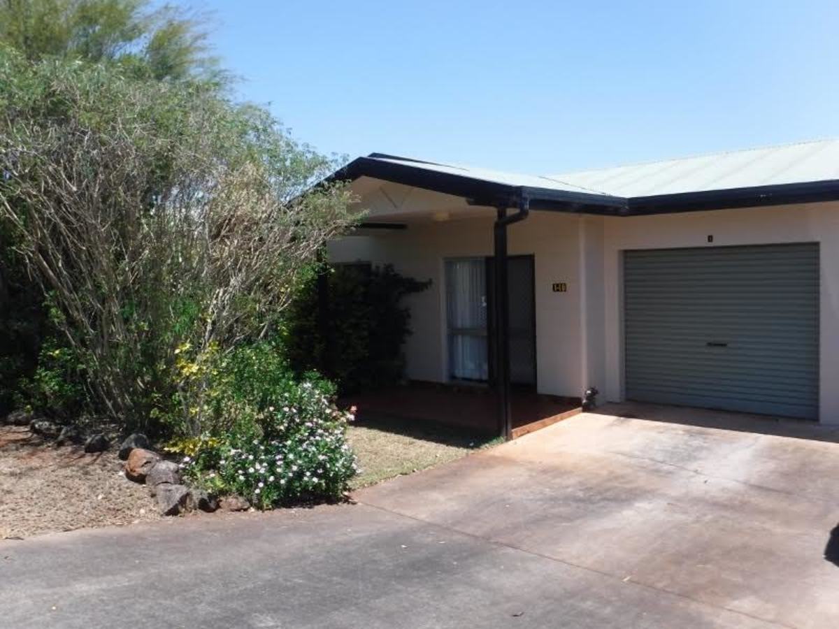 1 / 10 Tumbare st, Atherton