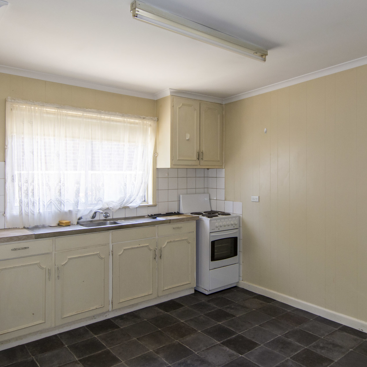 1 / 5 Smith Street, Horsham