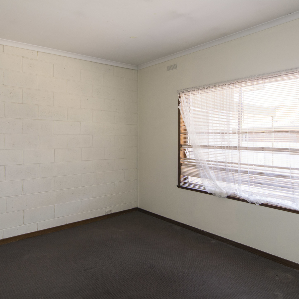 1 / 5 Smith Street, Horsham