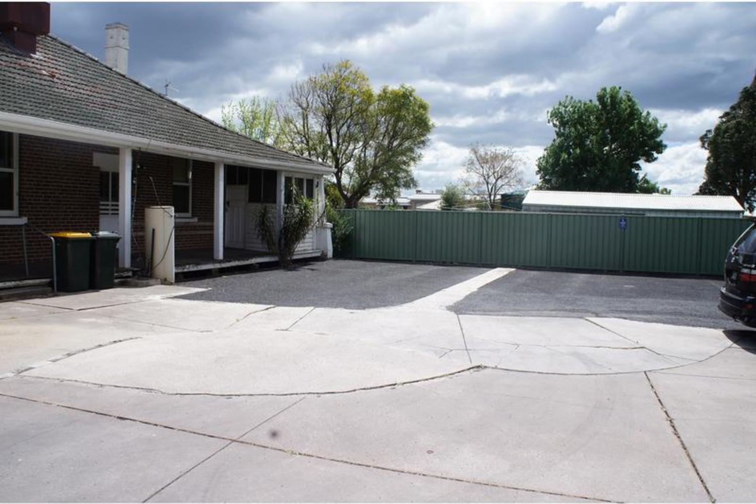 45 McPherson Street, Horsham