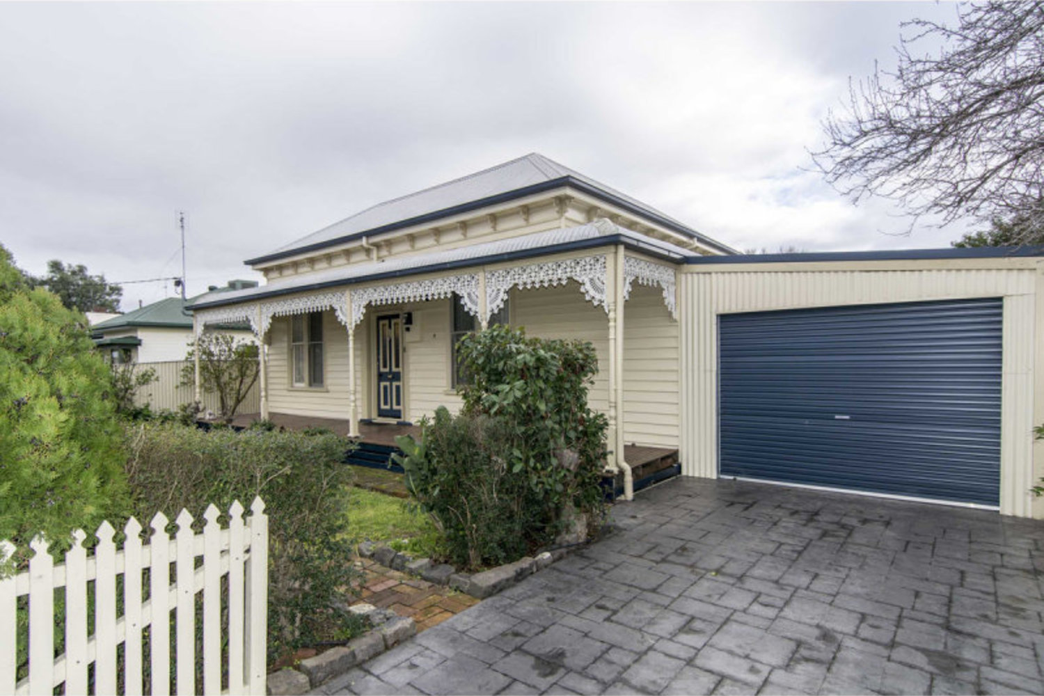 9 John Street, Horsham