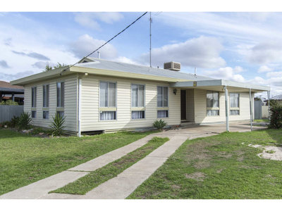 9 Queen Street, Horsham