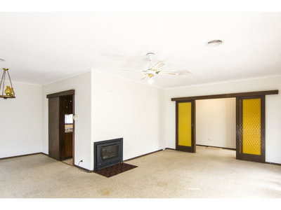 9 Queen Street, Horsham