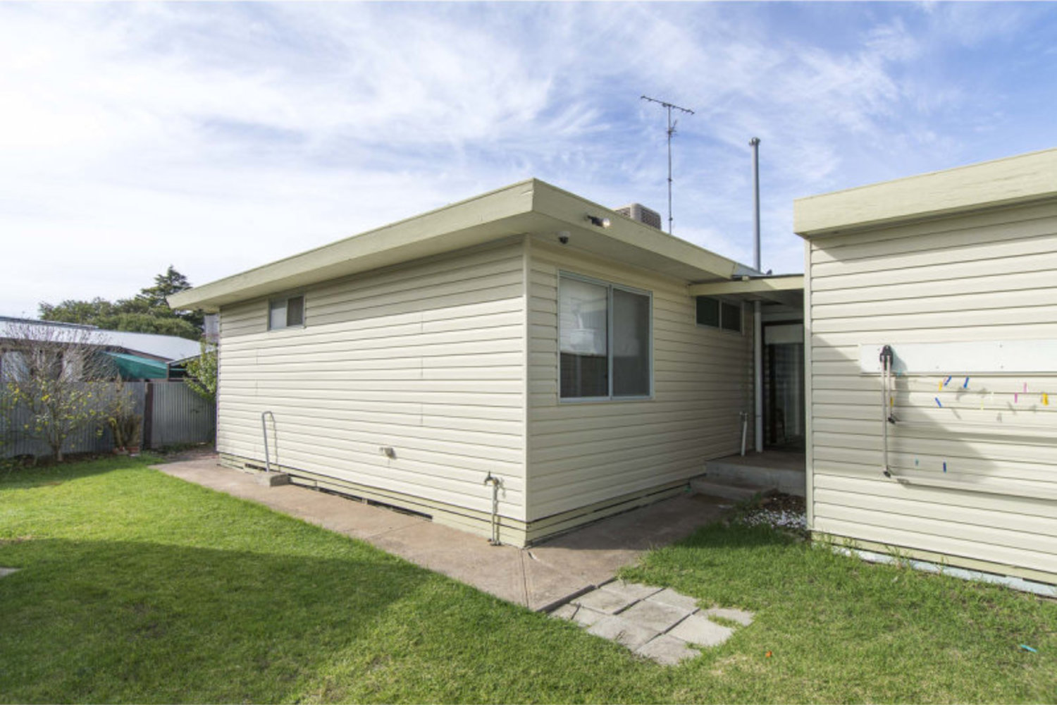 9 Queen Street, Horsham