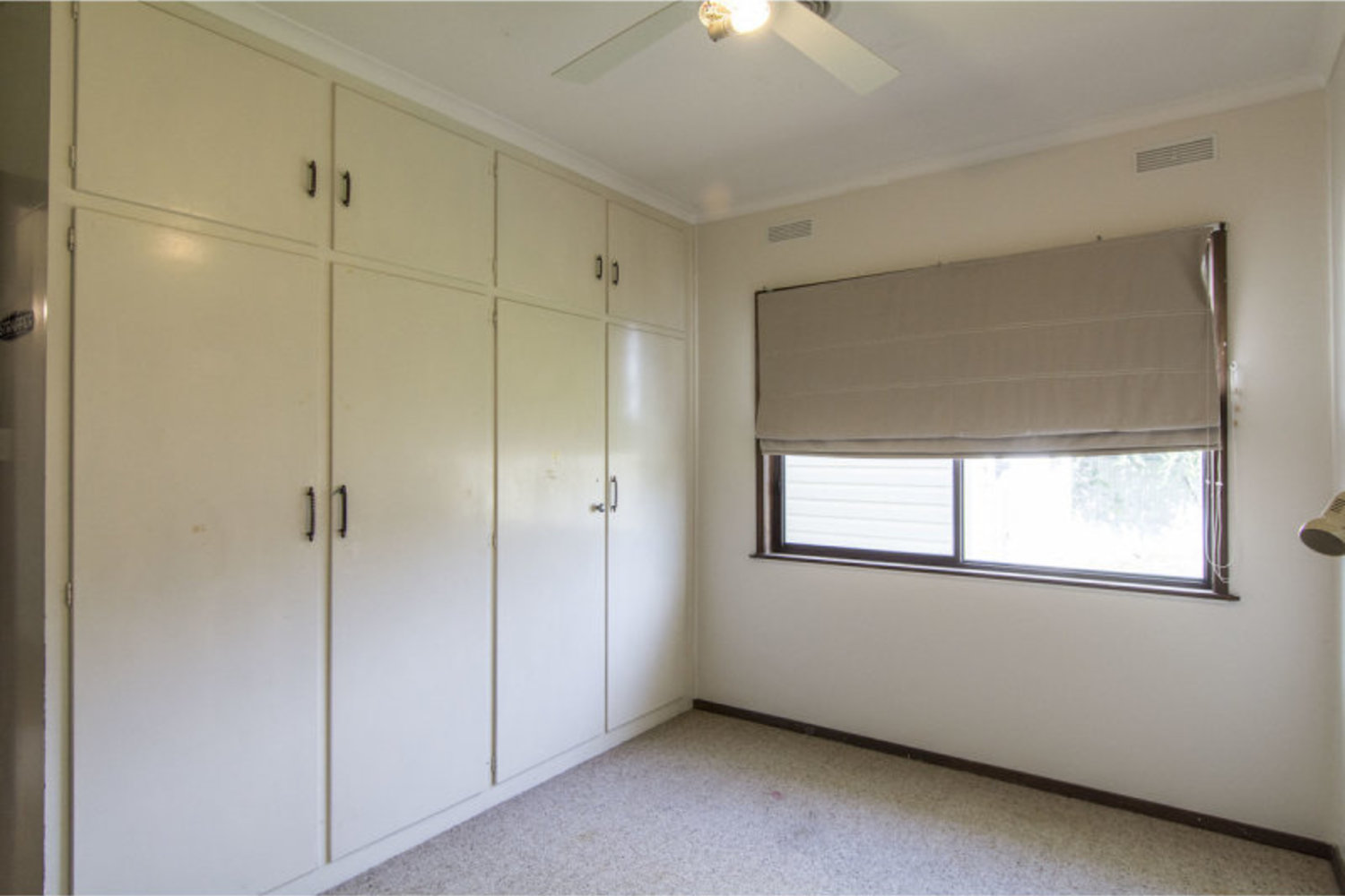 9 Queen Street, Horsham