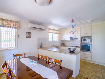 14 Robert Street, Torquay
