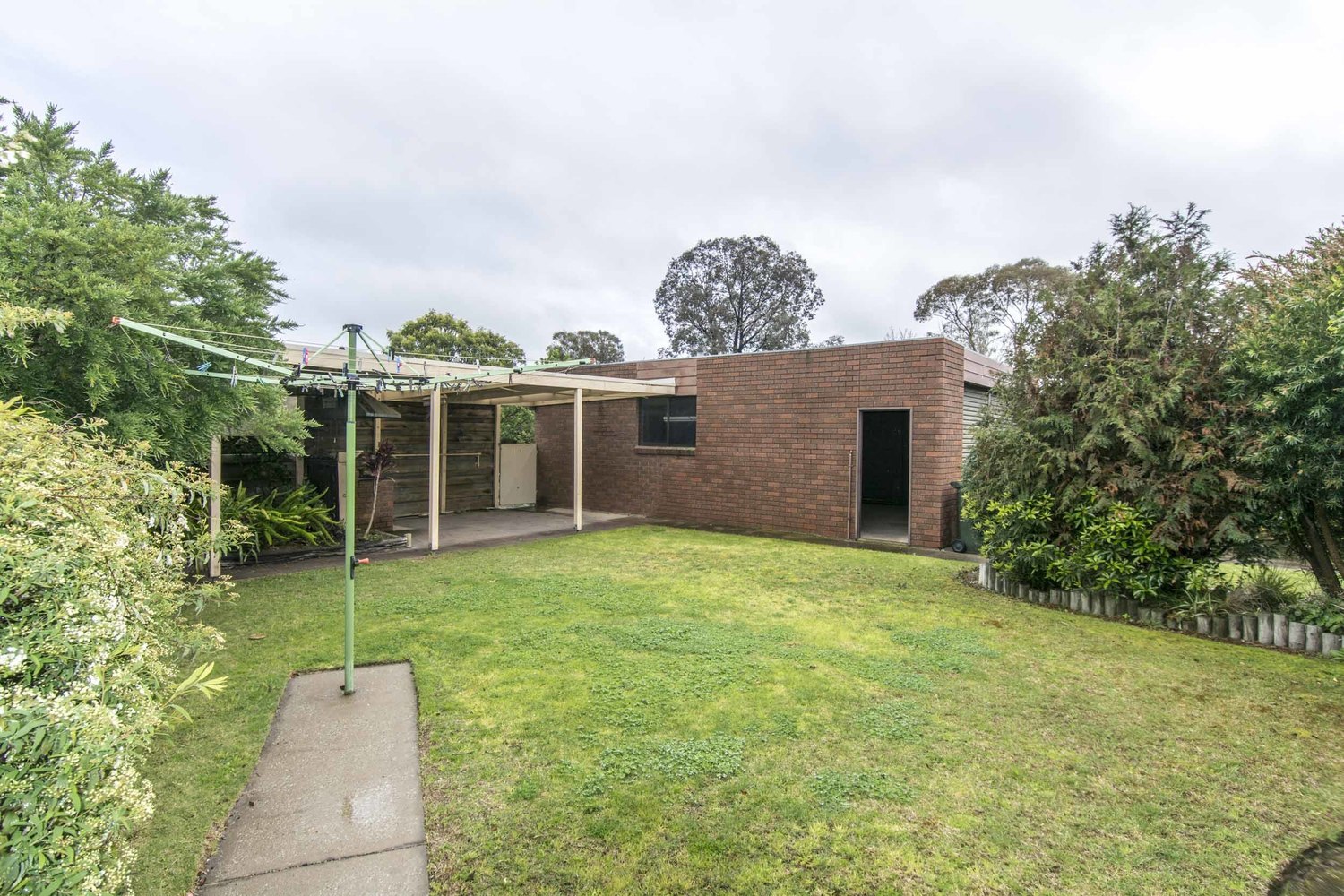 15 James Street, Horsham