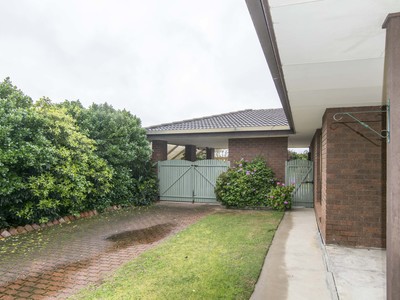 15 James Street, Horsham