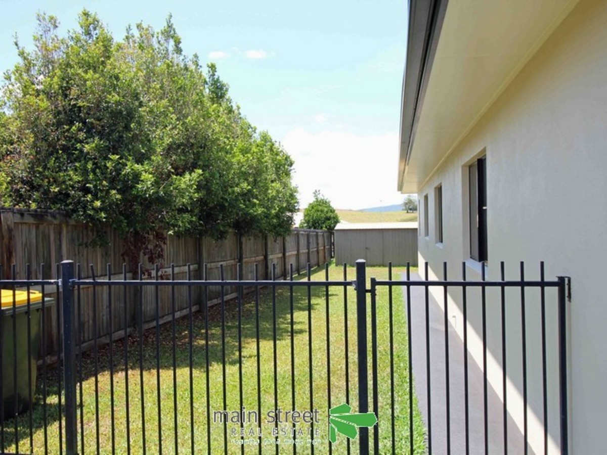 81 Loder Street, Atherton