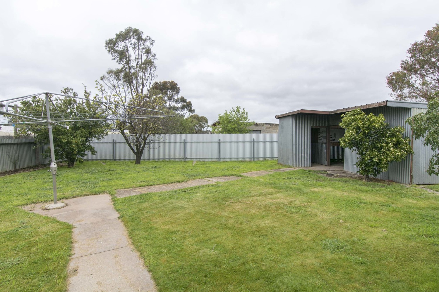 50 Williams Road, Horsham