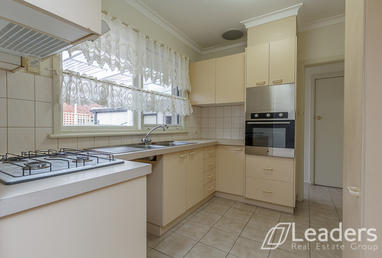 92 Hilton Street, Mount Waverley