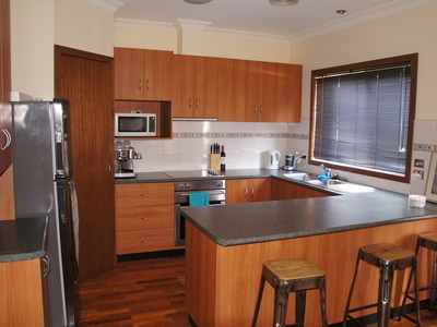 2 / 6 Carroll Street, Horsham