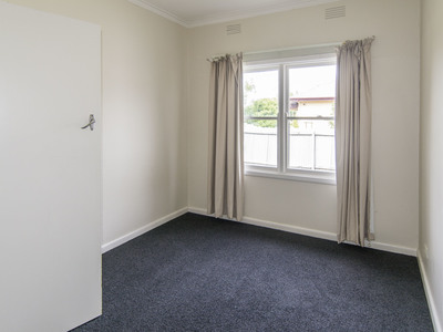 50 Williams Road, Horsham