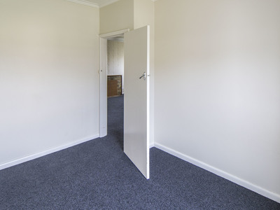 50 Williams Road, Horsham