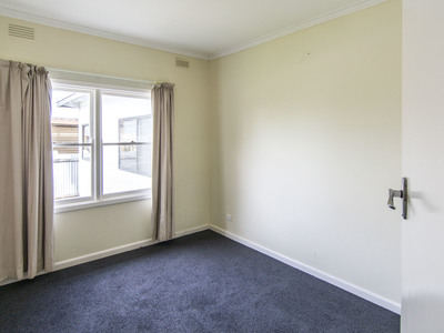 50 Williams Road, Horsham