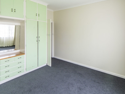 50 Williams Road, Horsham