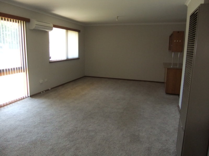 2 / 114 Shepherdson Road, Mount Gambier