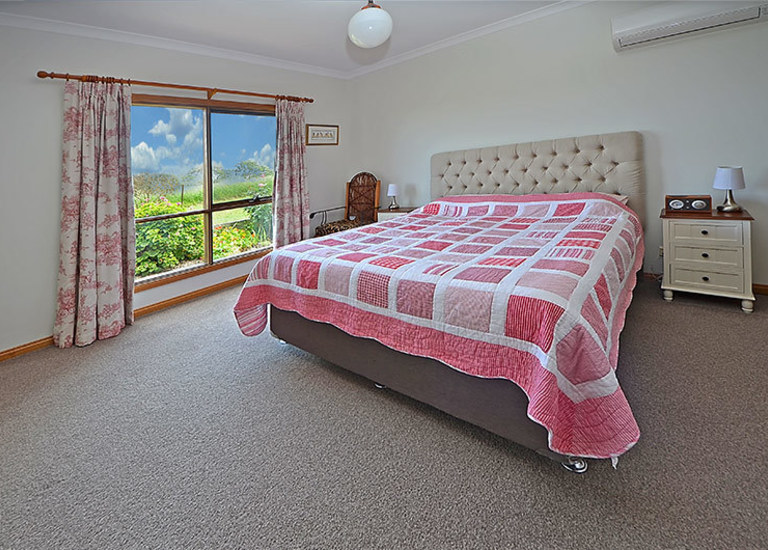 103 Benbows Road, Portland