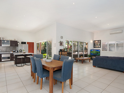 1 / 3 Gara Court, Ocean Shores