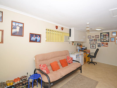 24 Caddy Avenue, Urraween